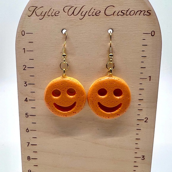 Smiley Tater Tots Earrings - Potato Earrings - Food Earrings - Smiley Face Earri - Picture 10 of 10